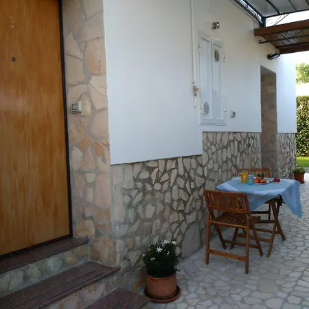 Casale Delle Piane Panzió 4*